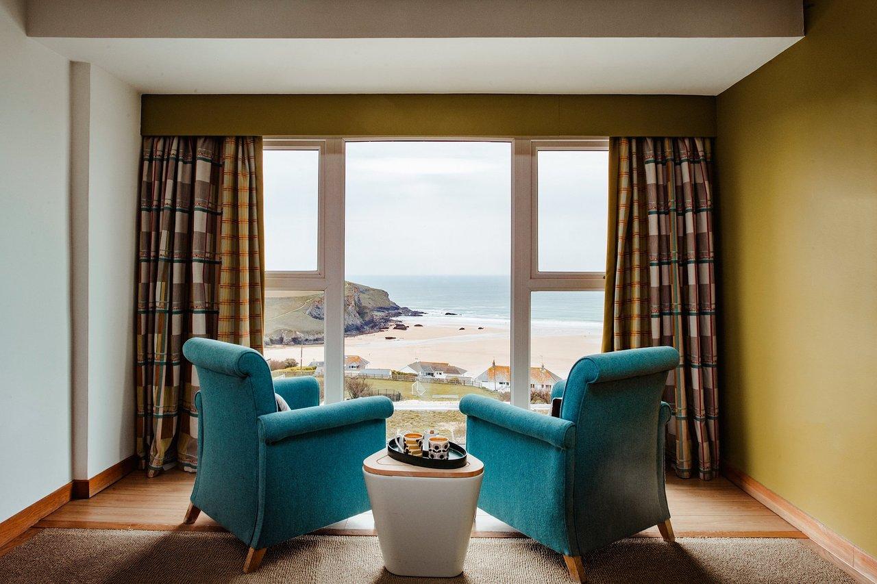 11 of the UK's Best Dog Friendly Hotels By The Sea Houndy